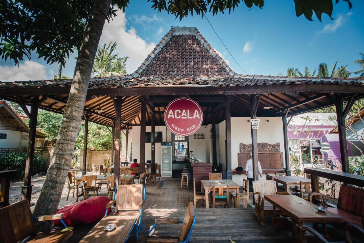 Acala Hostel & Reef Bar Toyapakeh Экстерьер фото